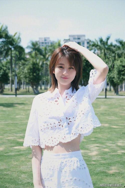 娱乐吃瓜酱小雪,揭秘娱乐圈那些不为人知的幕后故事